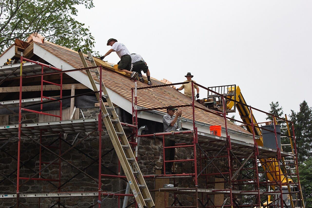 17. Shingle and Gutter Installation. (ae4c763d-b0e6-4a40-a84e-aefeb6c69e4f)